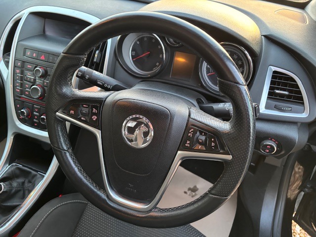 Used Vauxhall Astra 2015 for sale - 77208565: Photo 7