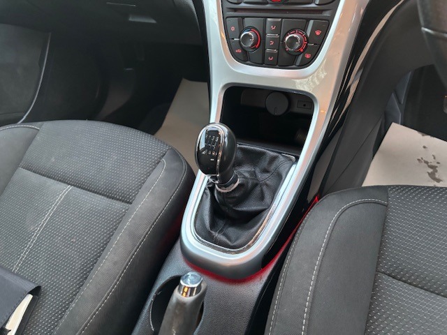 Used Vauxhall Astra 2015 for sale - 77208565: Photo 8