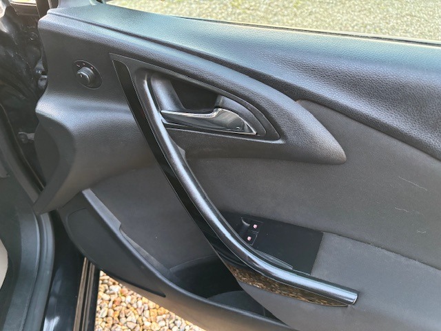 Used Vauxhall Astra 2015 for sale - 77208565: Photo 9