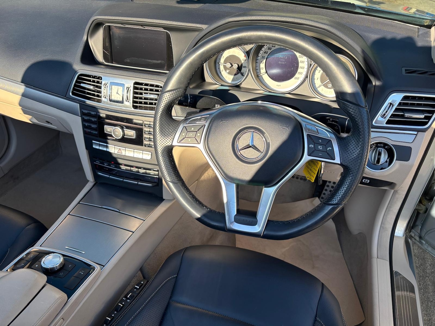 Used Mercedes-Benz E Class 2014 for sale - 77845079: Photo 10