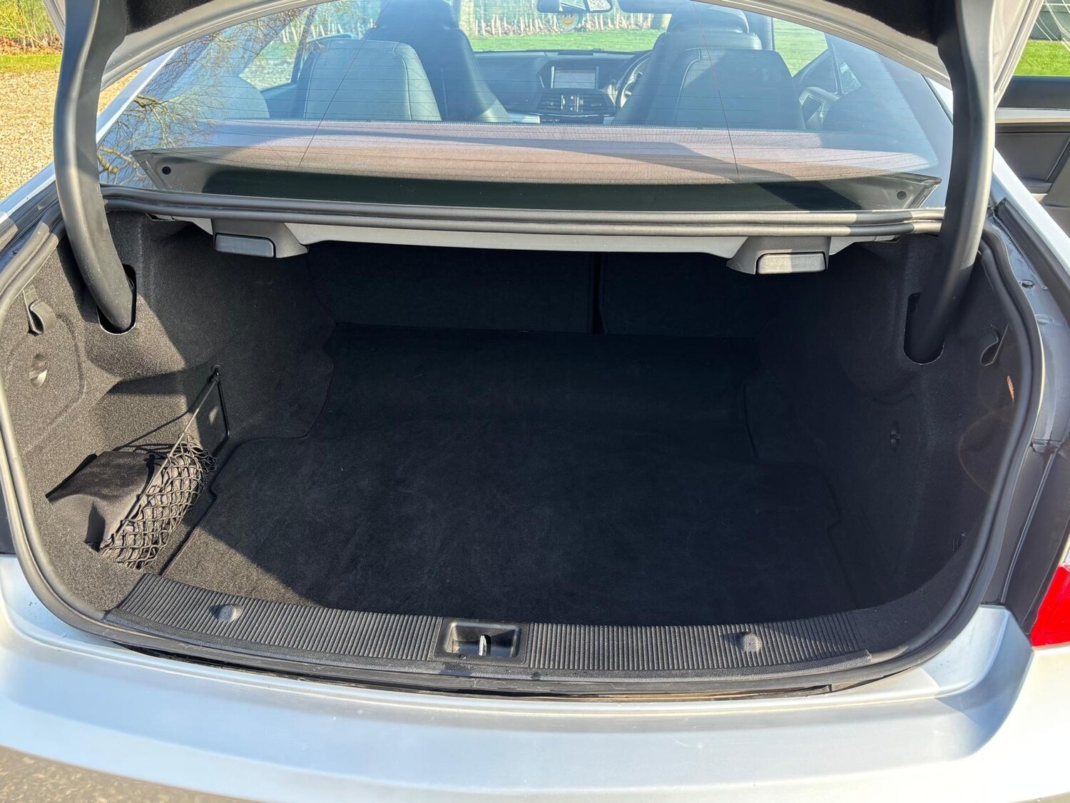 Used Mercedes-Benz E Class 2010 for sale - 77665383: Photo 15