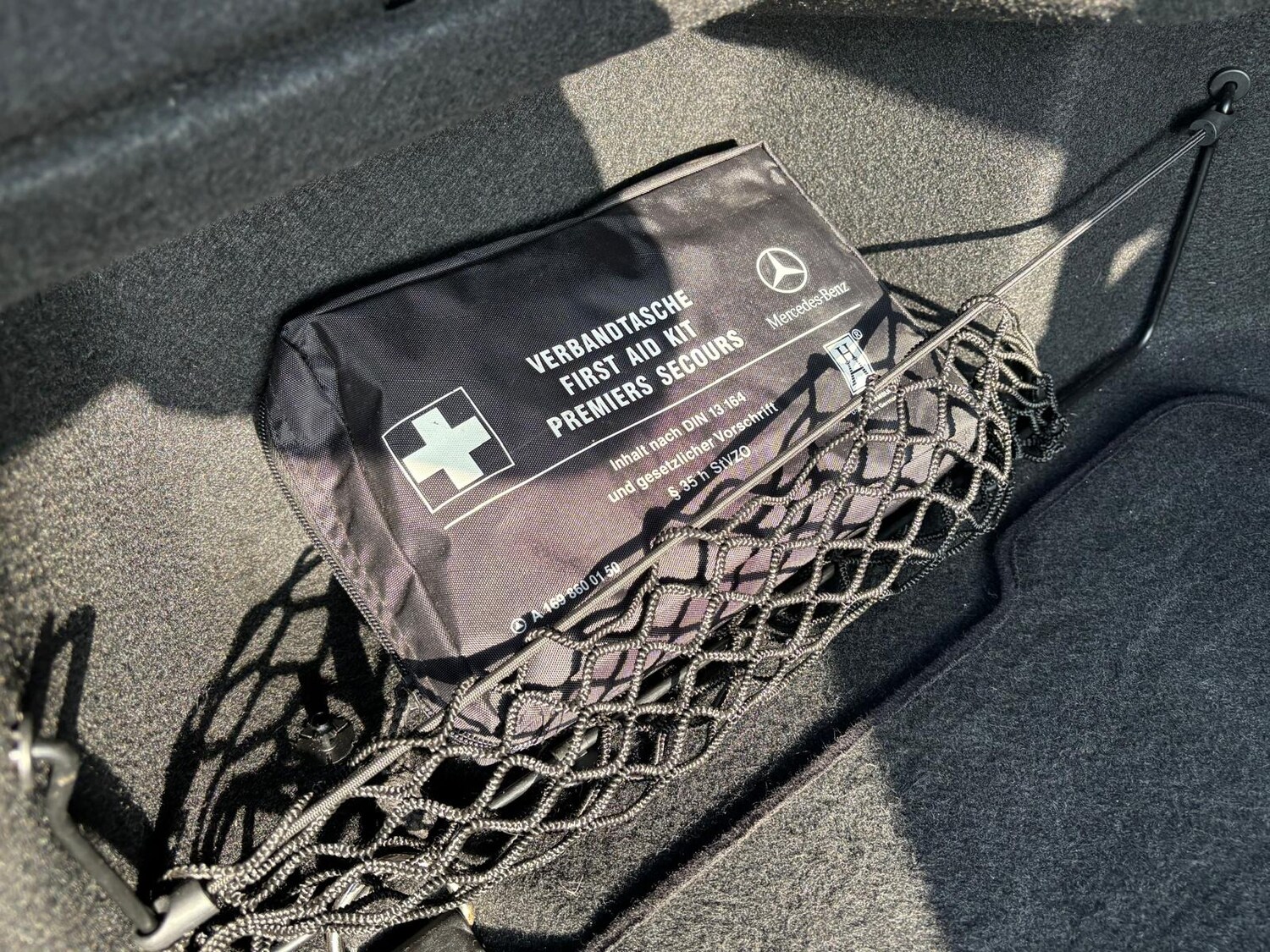 Used Mercedes-Benz E Class 2010 for sale - 77665383: Photo 16