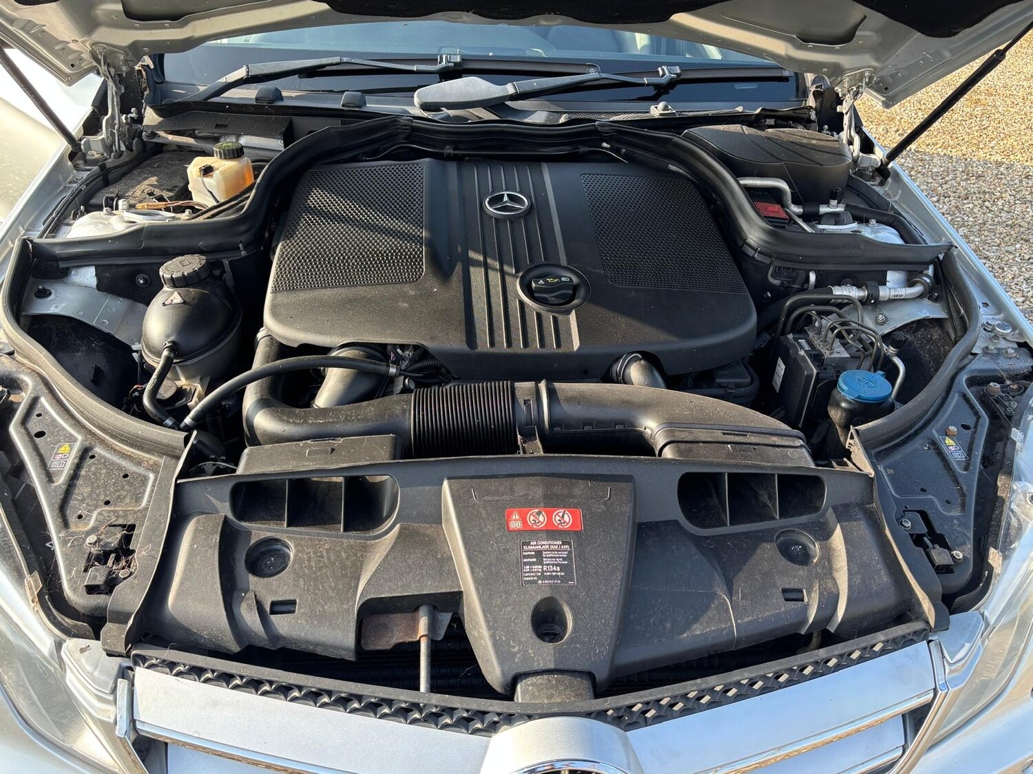 Used Mercedes-Benz E Class 2010 for sale - 77665383: Photo 17