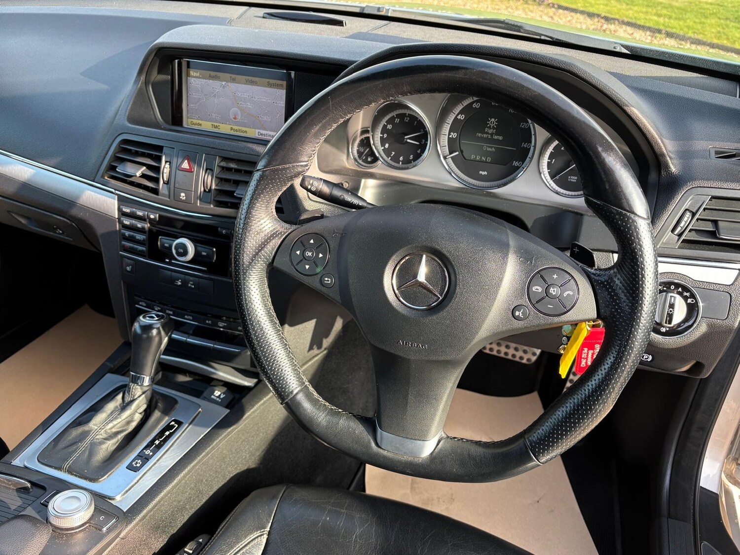 Used Mercedes-Benz E Class 2010 for sale - 77665383: Photo 7