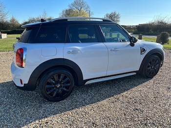 Used MINI Countryman 2017 for sale - 77844537: Photo