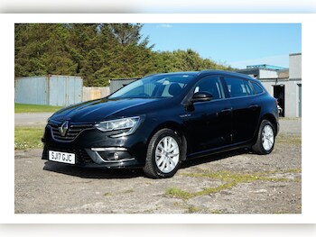 Used Renault Megane 2017 for sale - 78698394: Photo