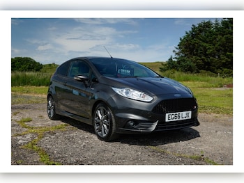 Used Ford Fiesta 2017 for sale - 78986981: Photo