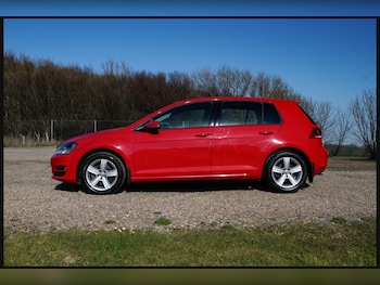 Used Volkswagen Golf 2016 for sale - 78250077: Photo
