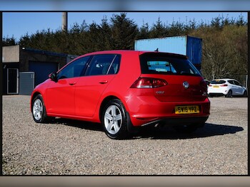 Used Volkswagen Golf 2016 for sale - 78250077: Photo