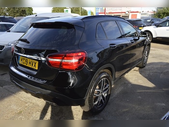 Used Mercedes-Benz GLA 2019 for sale - 78962813: Photo
