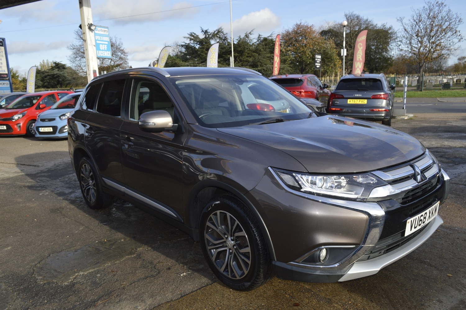 Used Mitsubishi Outlander 2018 for sale - 76565694: Photo 1