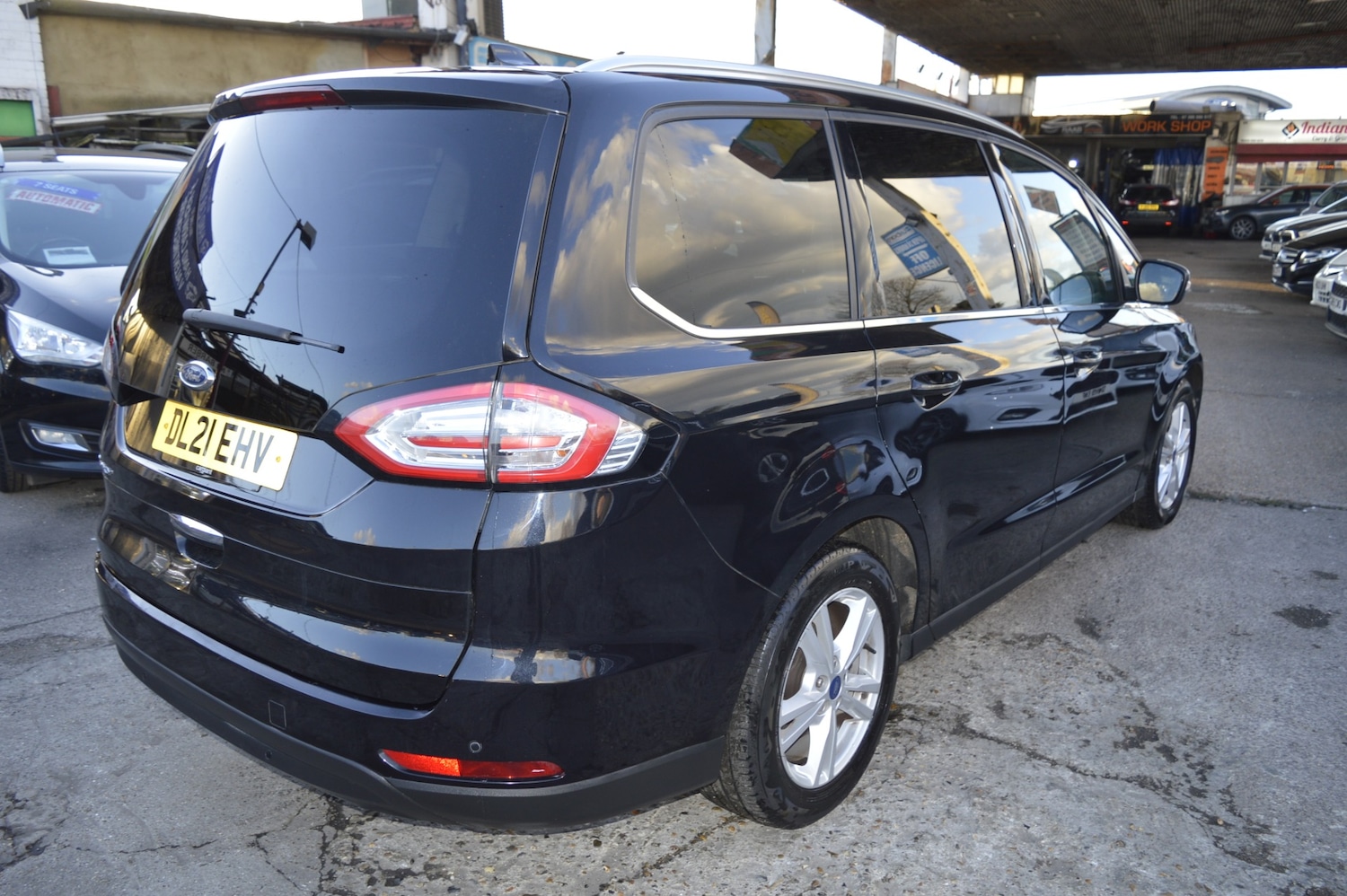 Used Ford Galaxy 2021 for sale - 77934624: Photo 2