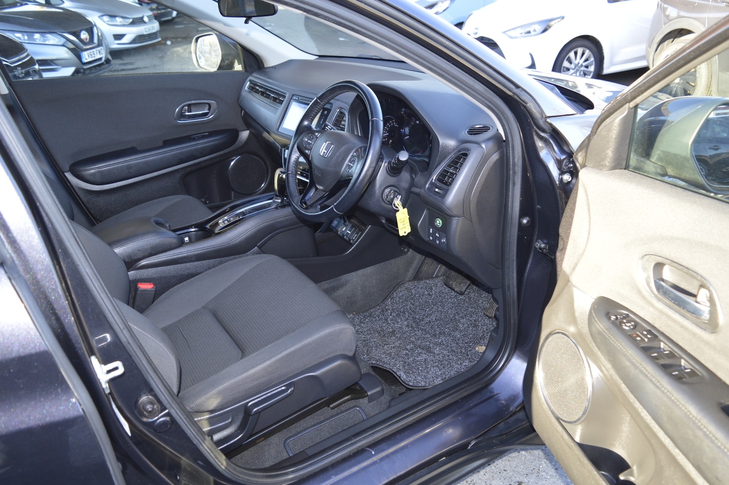 Used Honda HR-V 2019 for sale - 76662944: Photo 14