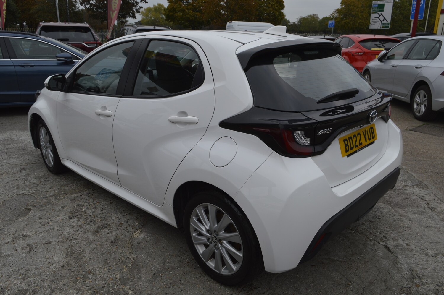 Used Toyota Yaris 2022 for sale - 76234533: Photo 4