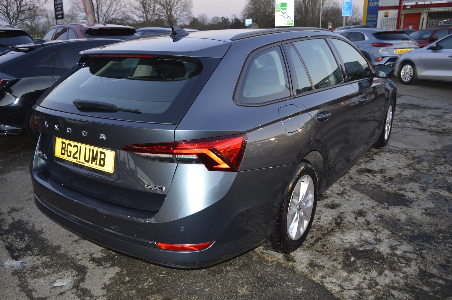 Used Skoda Octavia 2021 for sale - 76904758: Photo 3