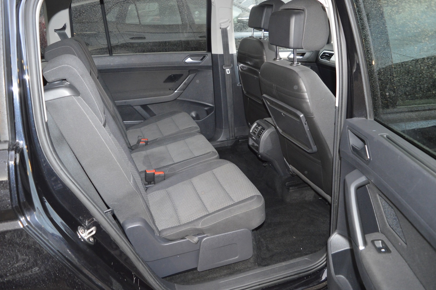 Used Volkswagen Touran 2018 for sale - 76353724: Photo 11