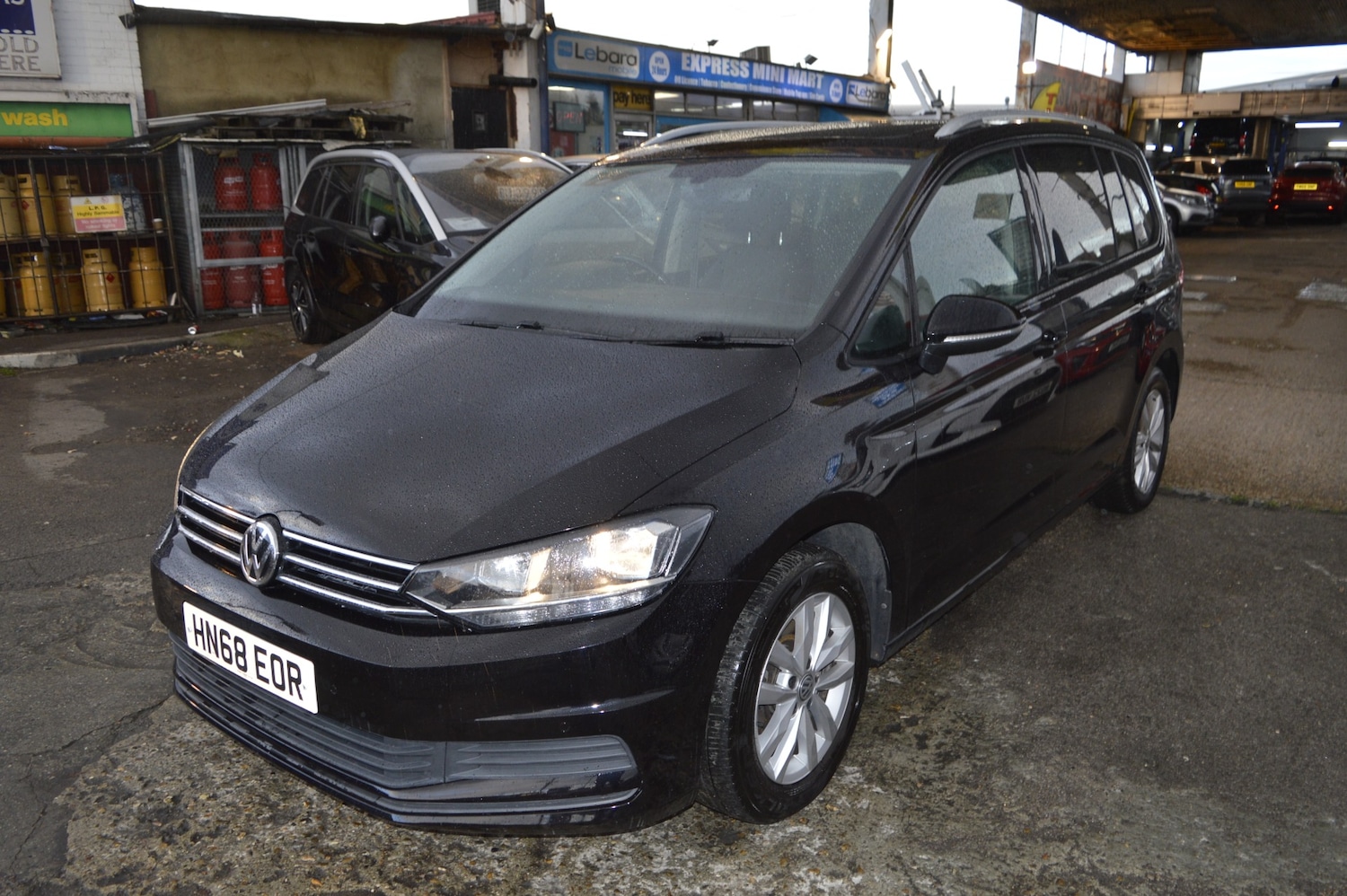 Used Volkswagen Touran 2018 for sale - 76353724: Photo 3
