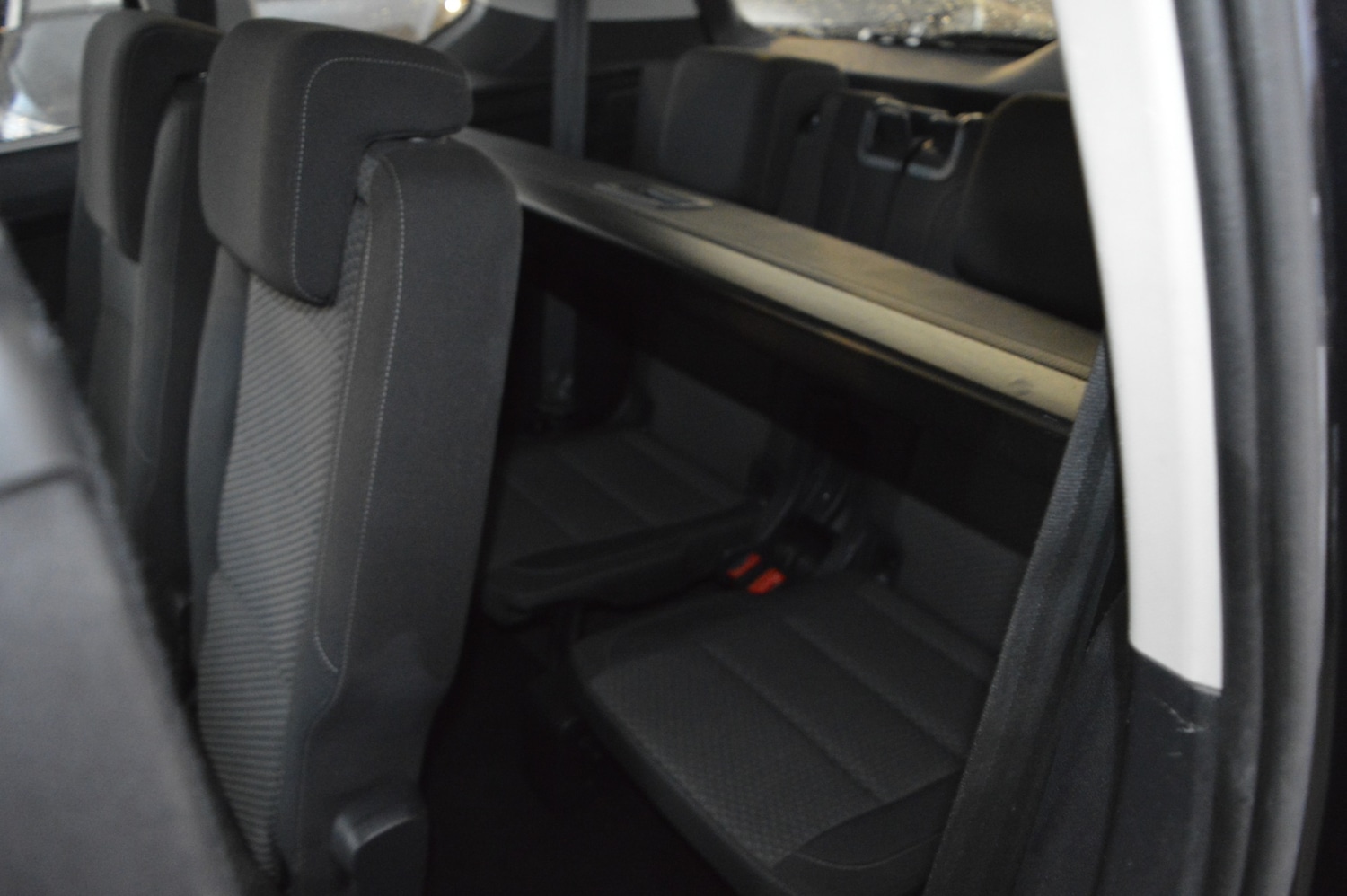 Used Volkswagen Touran 2018 for sale - 76353724: Photo 8