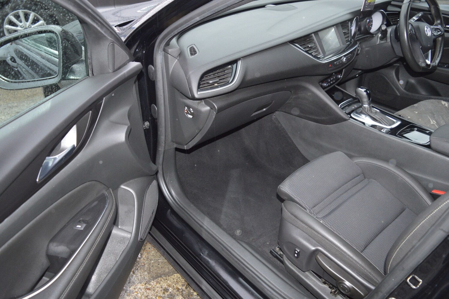 Used Vauxhall Insignia 2019 for sale - 77493672: Photo 10