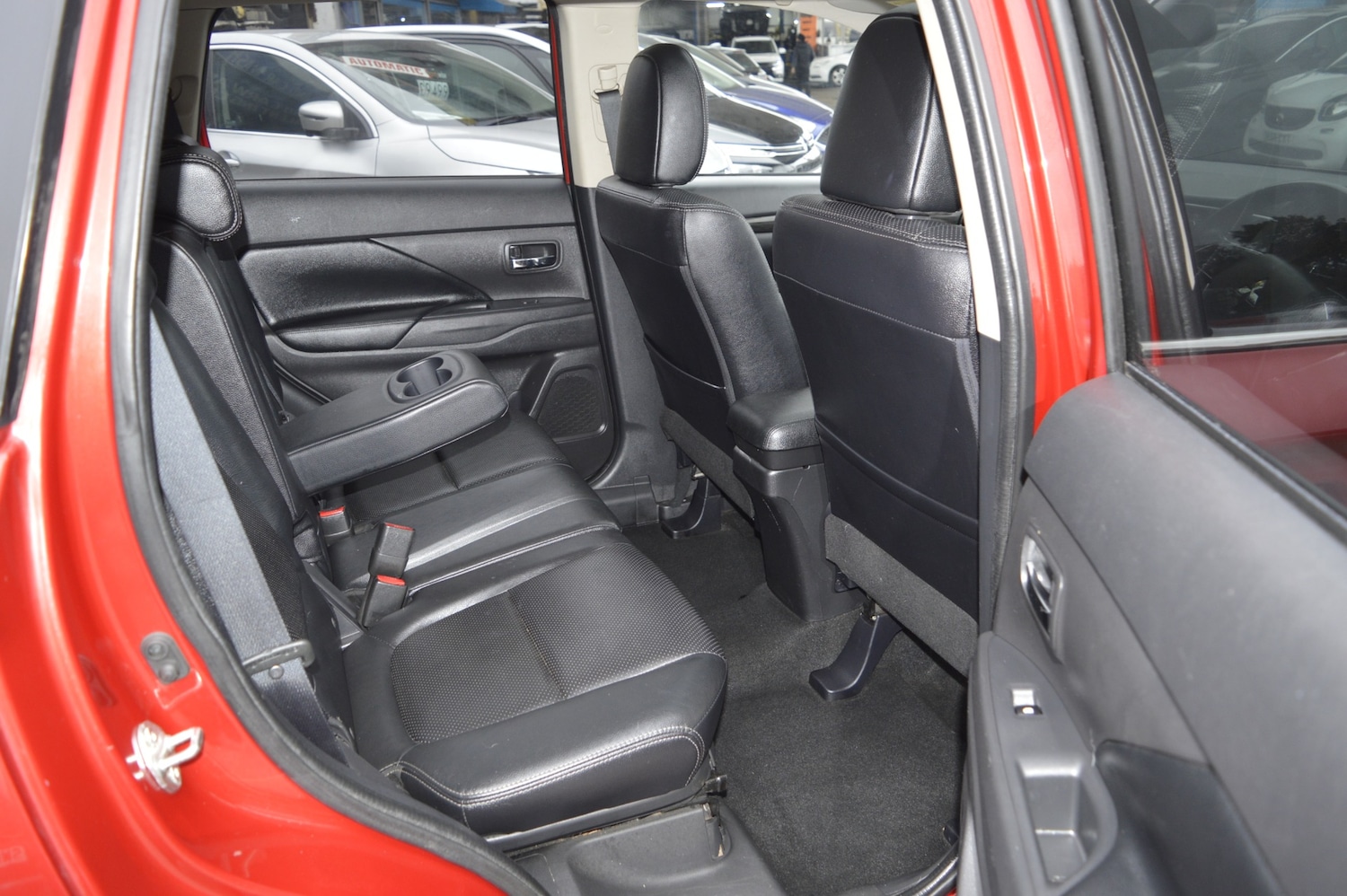 Used Mitsubishi Outlander 2016 for sale - 76277380: Photo 14