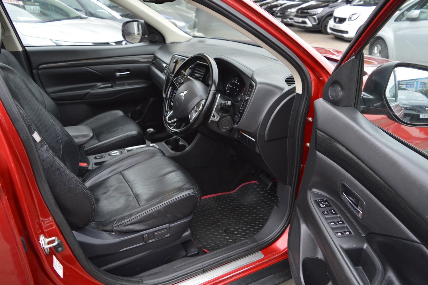 Used Mitsubishi Outlander 2016 for sale - 76277380: Photo 16