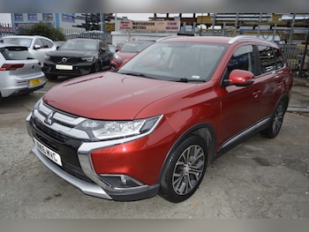 Used Mitsubishi Outlander 2016 for sale - 76277380: Photo 3