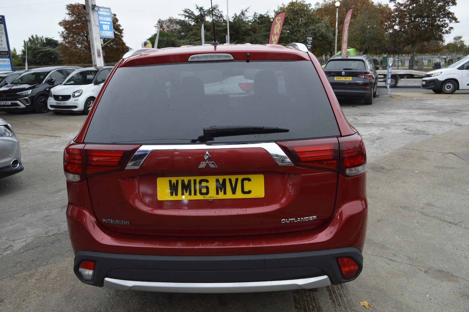 Used Mitsubishi Outlander 2016 for sale - 76277380: Photo 8