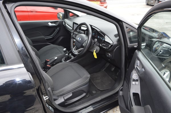 Used Ford Fiesta 2018 for sale - 75180205: Photo 14