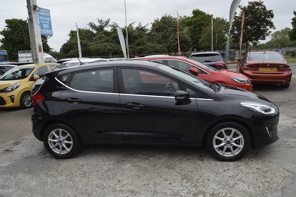 Used Ford Fiesta 2018 for sale - 75180205: Photo 6