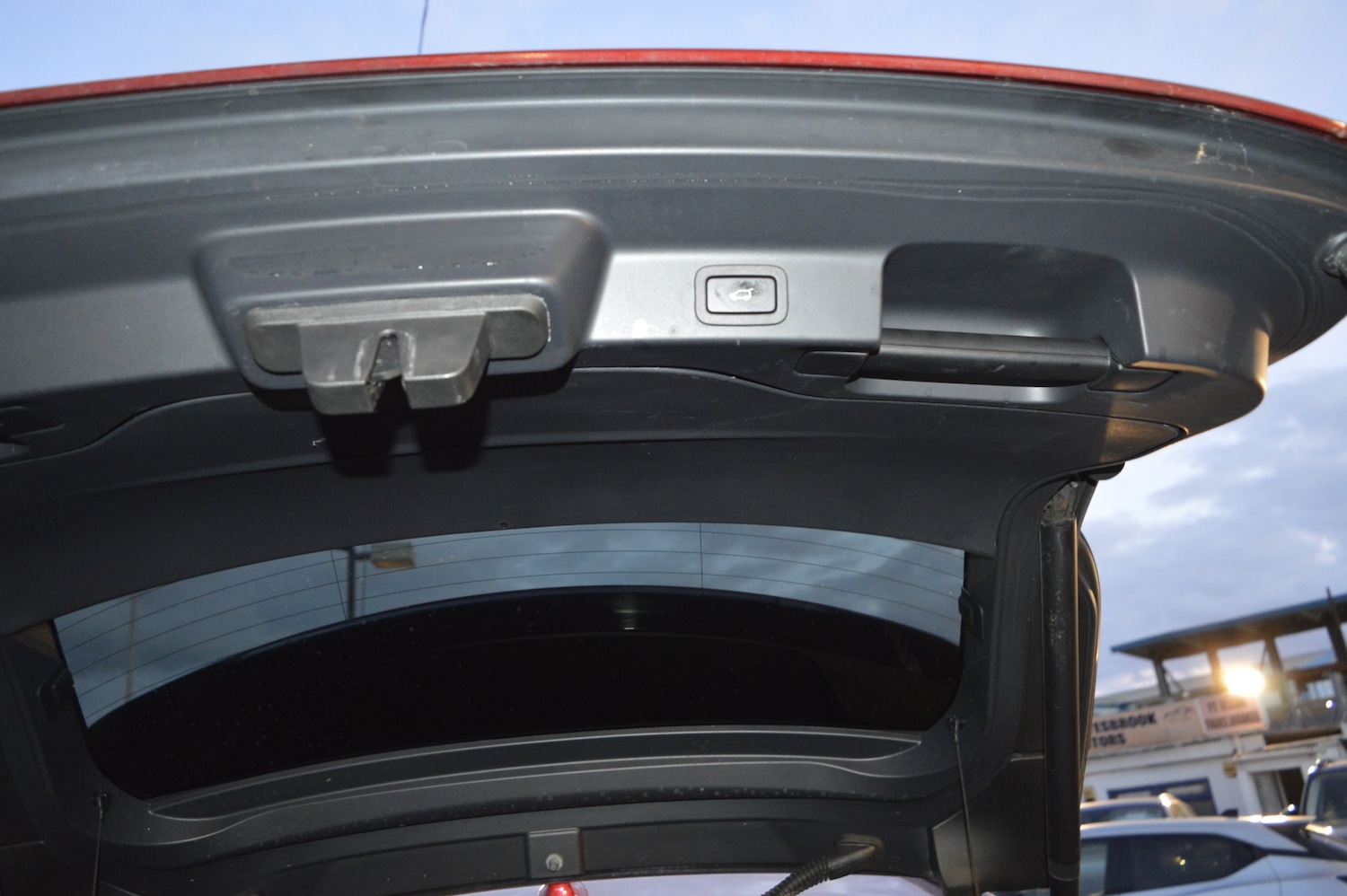 Used Jaguar F-Pace 2017 for sale - 76436440: Photo 10