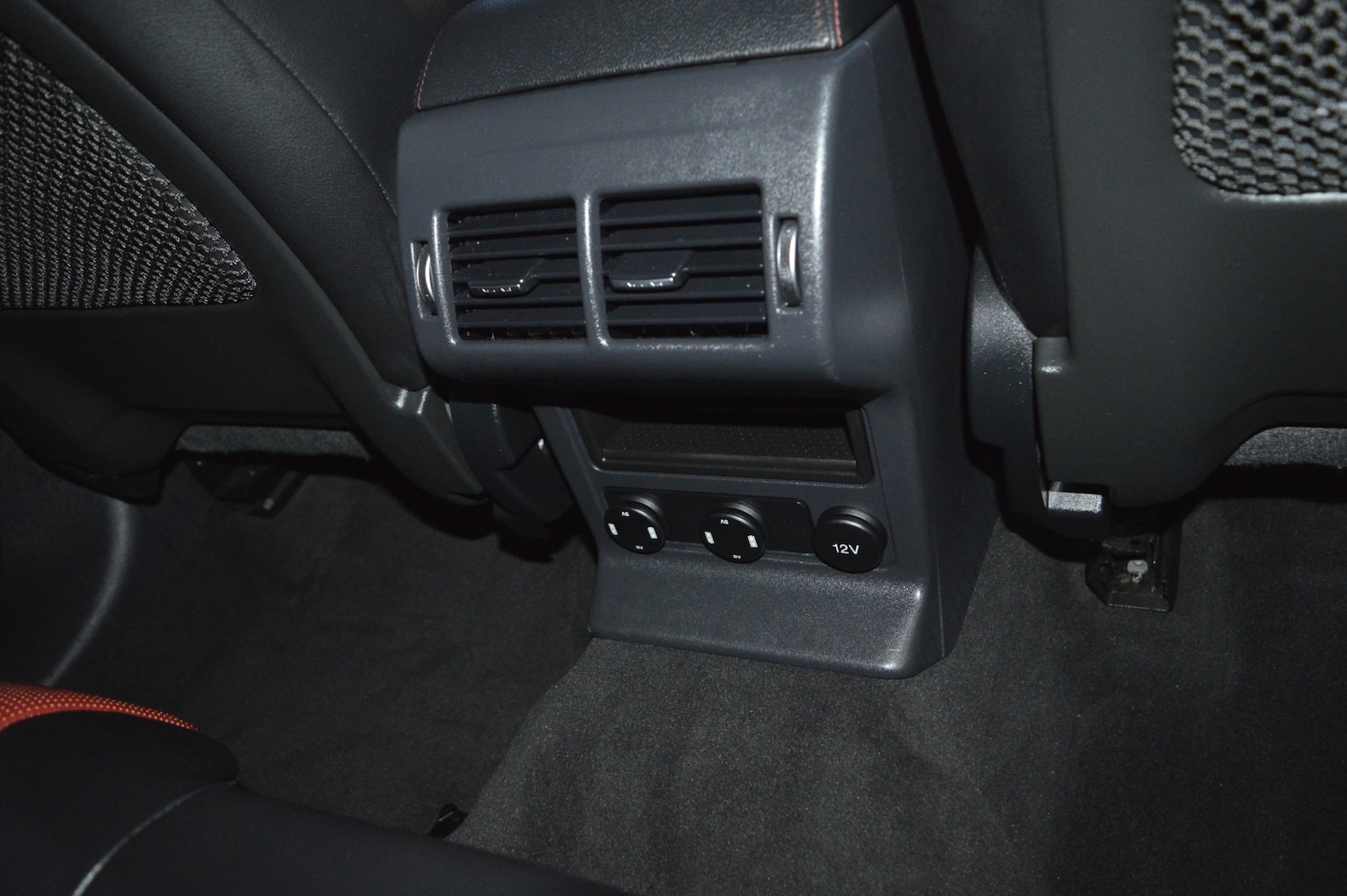 Used Jaguar F-Pace 2017 for sale - 76436440: Photo 15