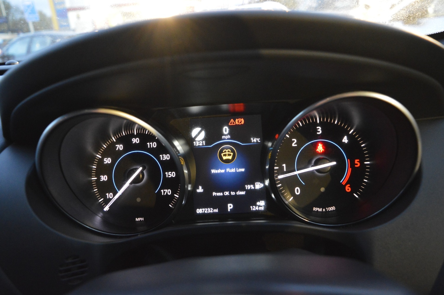 Used Jaguar F-Pace 2017 for sale - 76436440: Photo 17