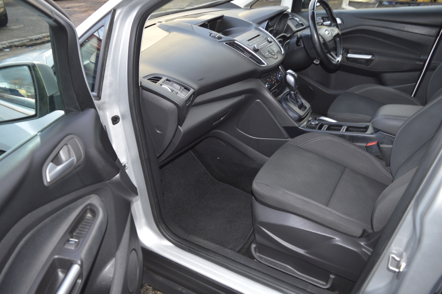 Used Ford Grand C-Max 2017 for sale - 77150430: Photo 12