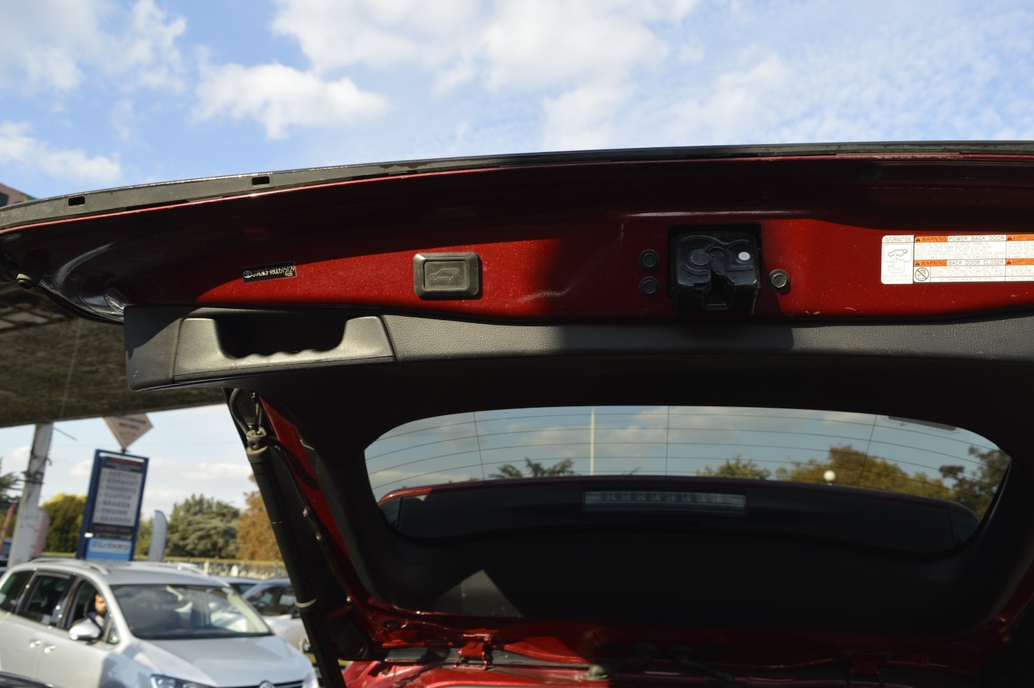 Used Toyota RAV4 2019 for sale - 76120144: Photo 10