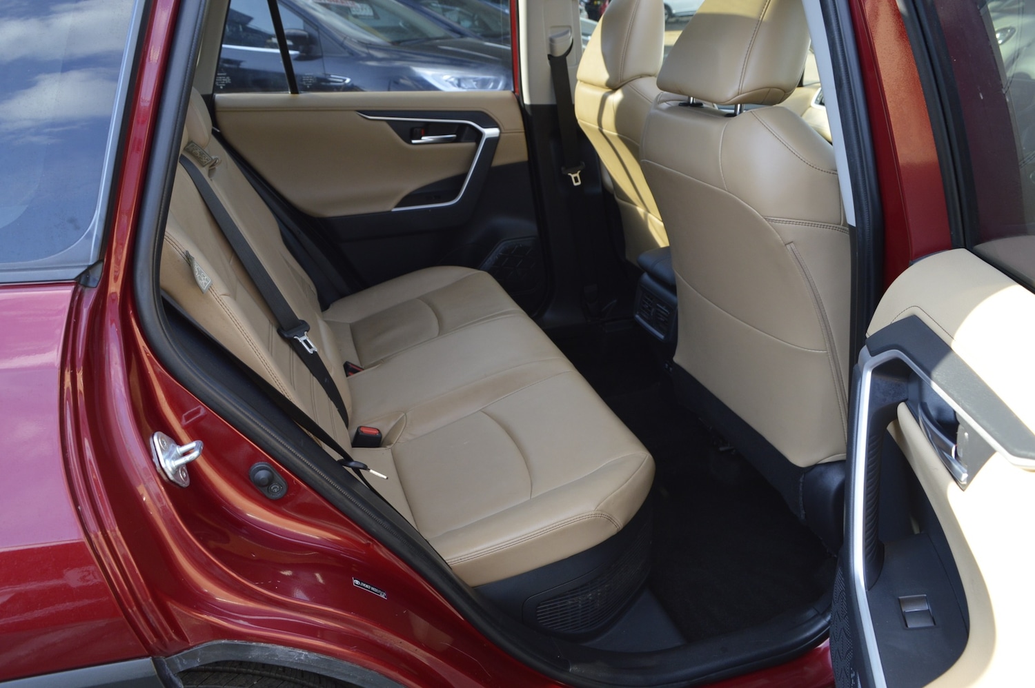 Used Toyota RAV4 2019 for sale - 76120144: Photo 13