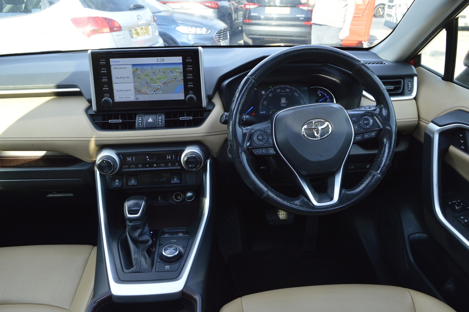 Used Toyota RAV4 2019 for sale - 76120144: Photo 14