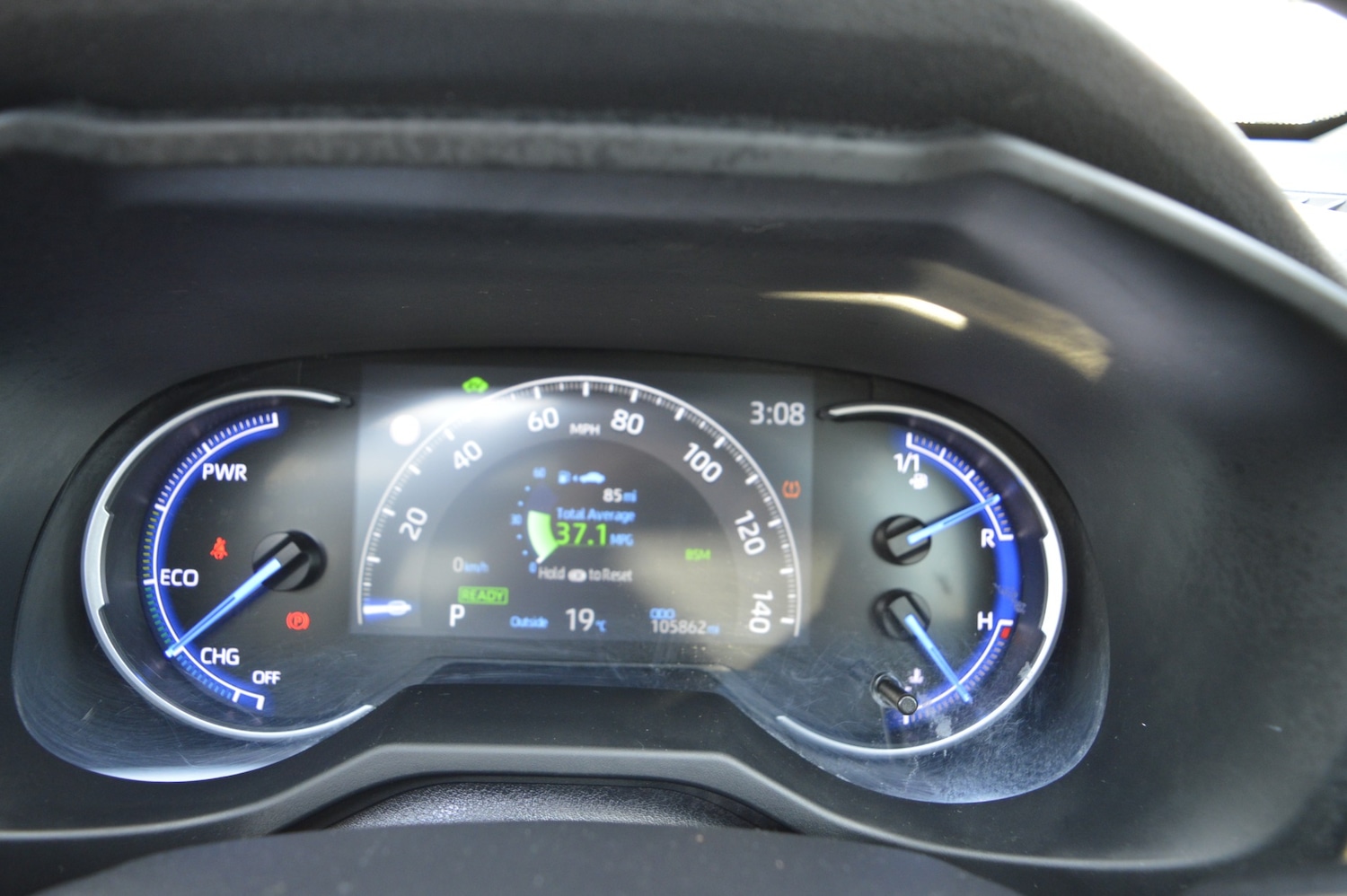 Used Toyota RAV4 2019 for sale - 76120144: Photo 18