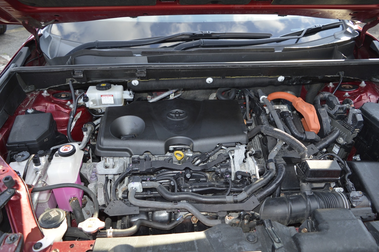 Used Toyota RAV4 2019 for sale - 76120144: Photo 24