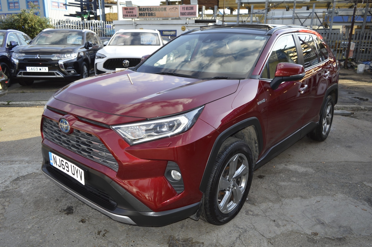 Used Toyota RAV4 2019 for sale - 76120144: Photo 3