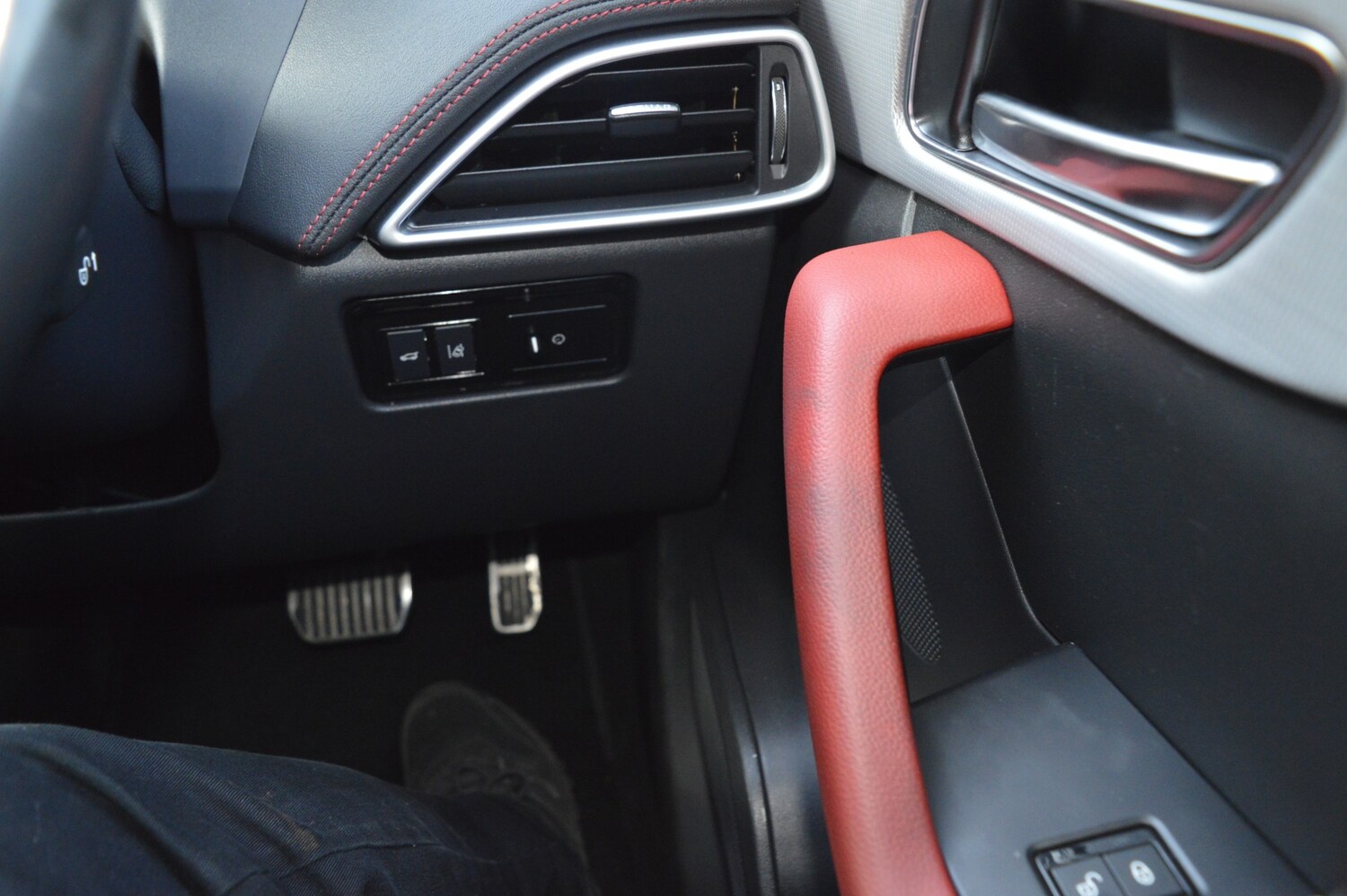 Used Jaguar F-Pace 2017 for sale - 77951450: Photo 19