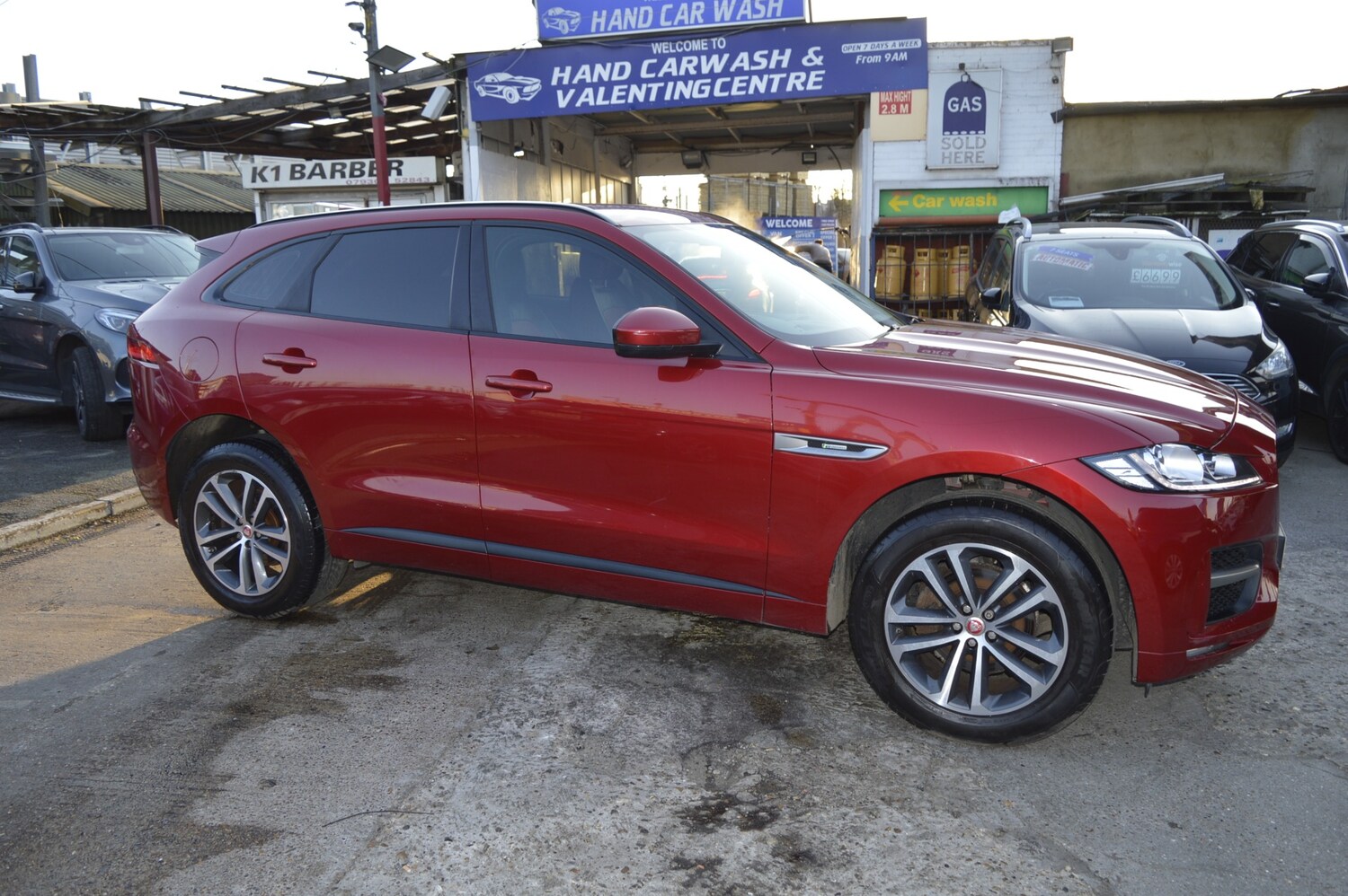 Used Jaguar F-Pace 2017 for sale - 77951450: Photo 6