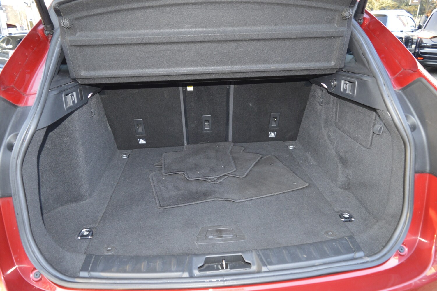 Used Jaguar F-Pace 2017 for sale - 77951450: Photo 9