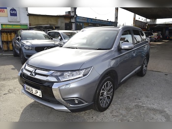 Used Mitsubishi Outlander 2018 for sale - 78963880: Photo