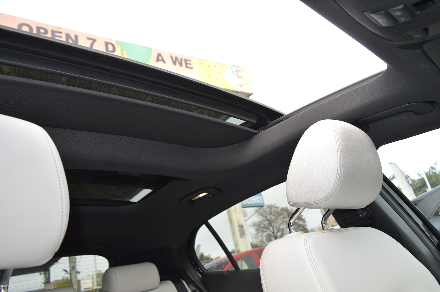 Used Mercedes-Benz GLA 2019 for sale - 76415637: Photo 23