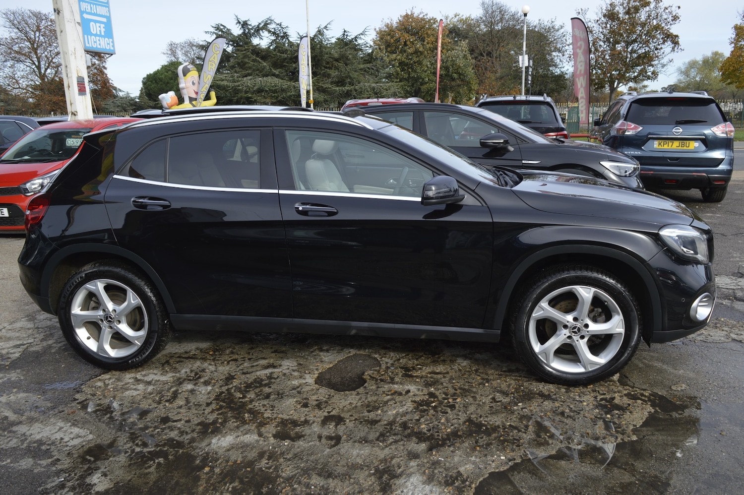 Used Mercedes-Benz GLA 2019 for sale - 76415637: Photo 6