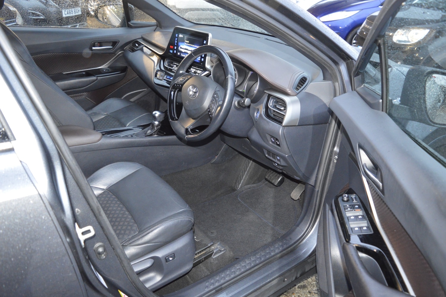 Used Toyota C-HR 2018 for sale - 76847286: Photo 14