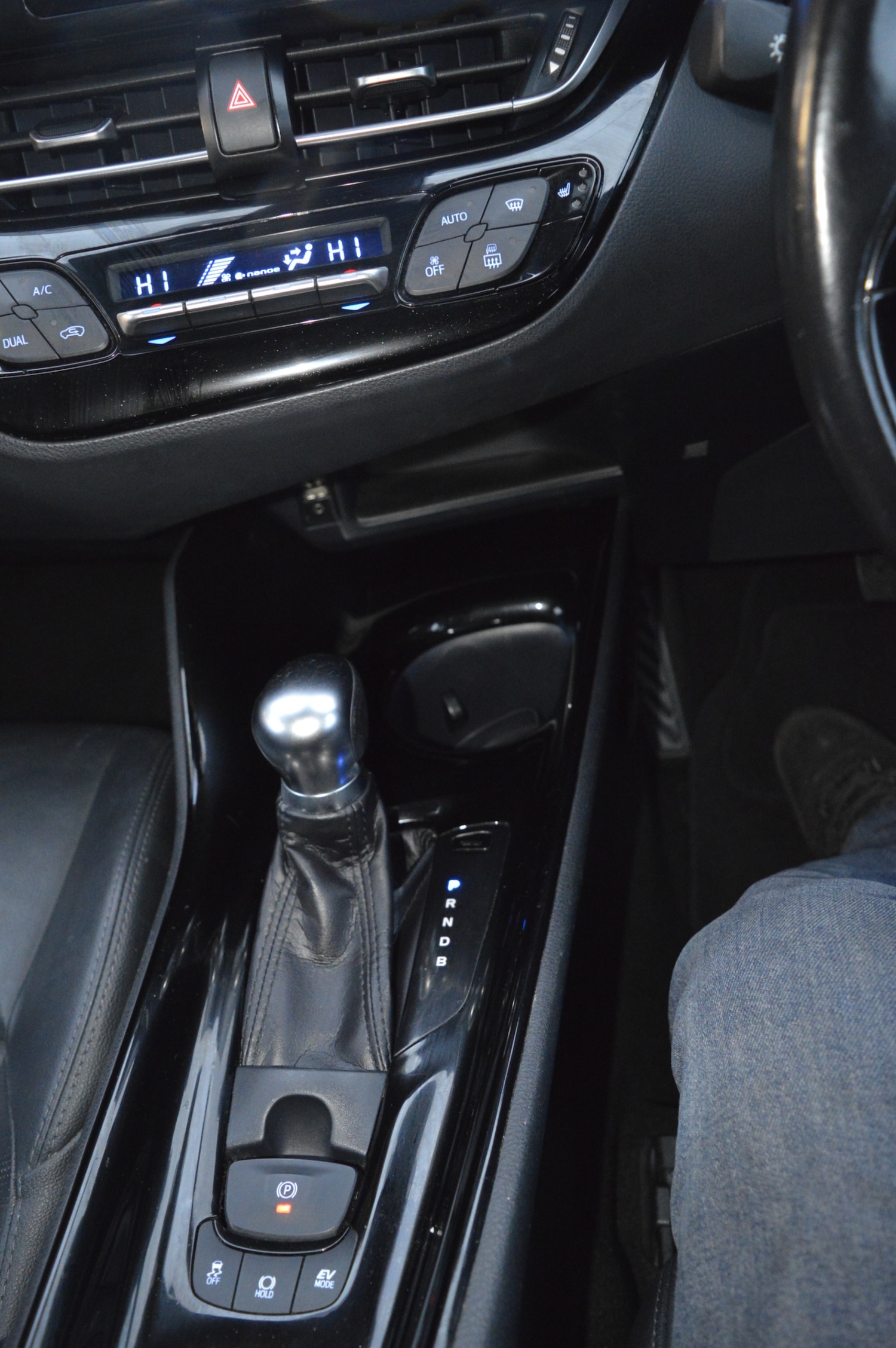 Used Toyota C-HR 2018 for sale - 76847286: Photo 22