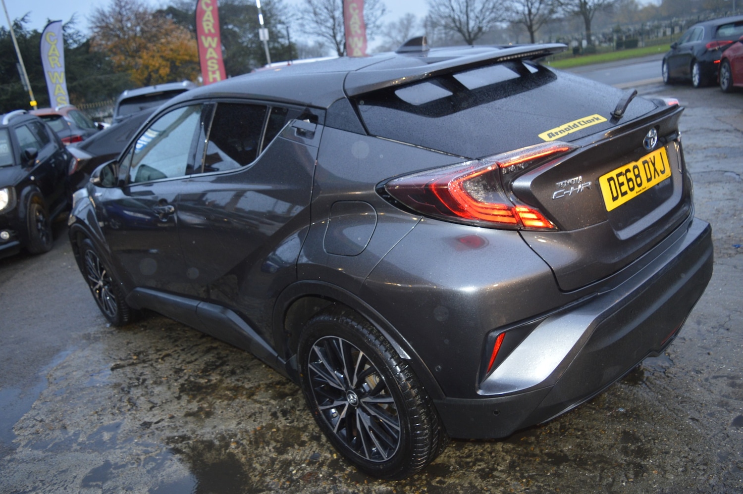 Used Toyota C-HR 2018 for sale - 76847286: Photo 4