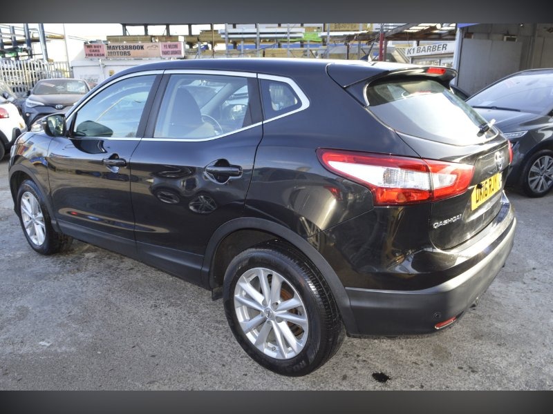 Used Nissan Qashqai 2016 for sale - 76506263: Photo 4