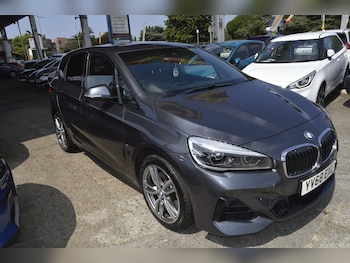 Used BMW 2 Series 2019 for sale - 79252006: Photo